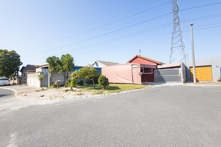 Main property image