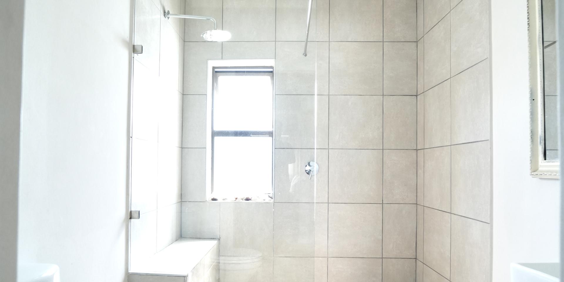 Image 5 of 6