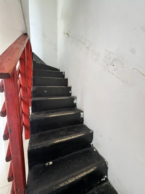 Image 5 of 6