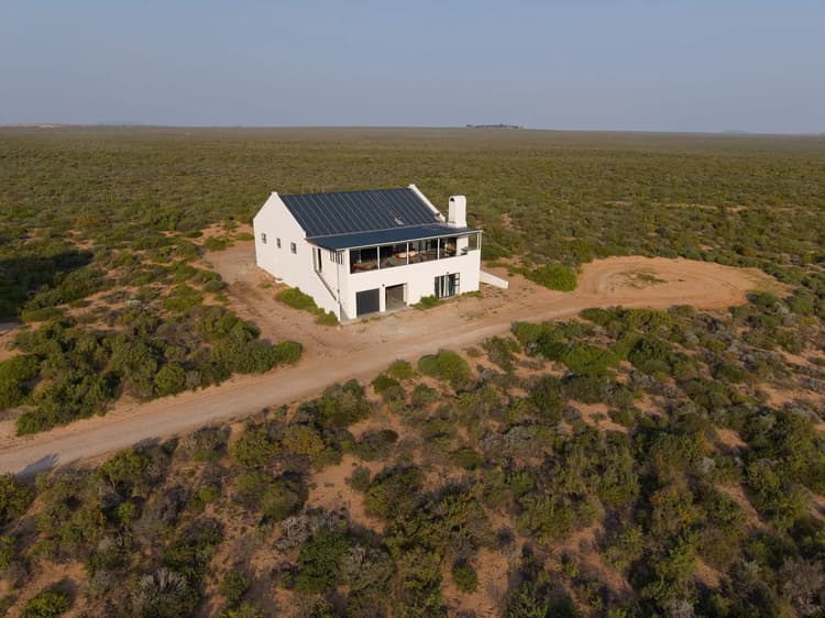 Main property image