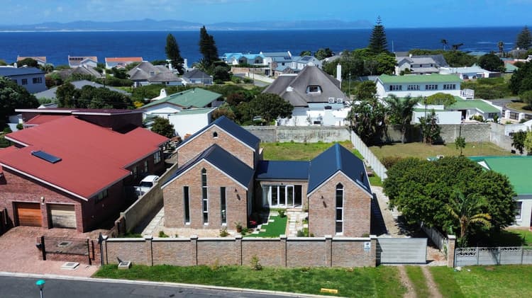 Main property image