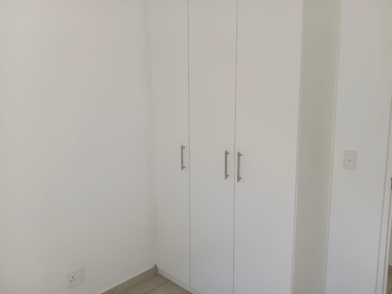 Image 5 of 6