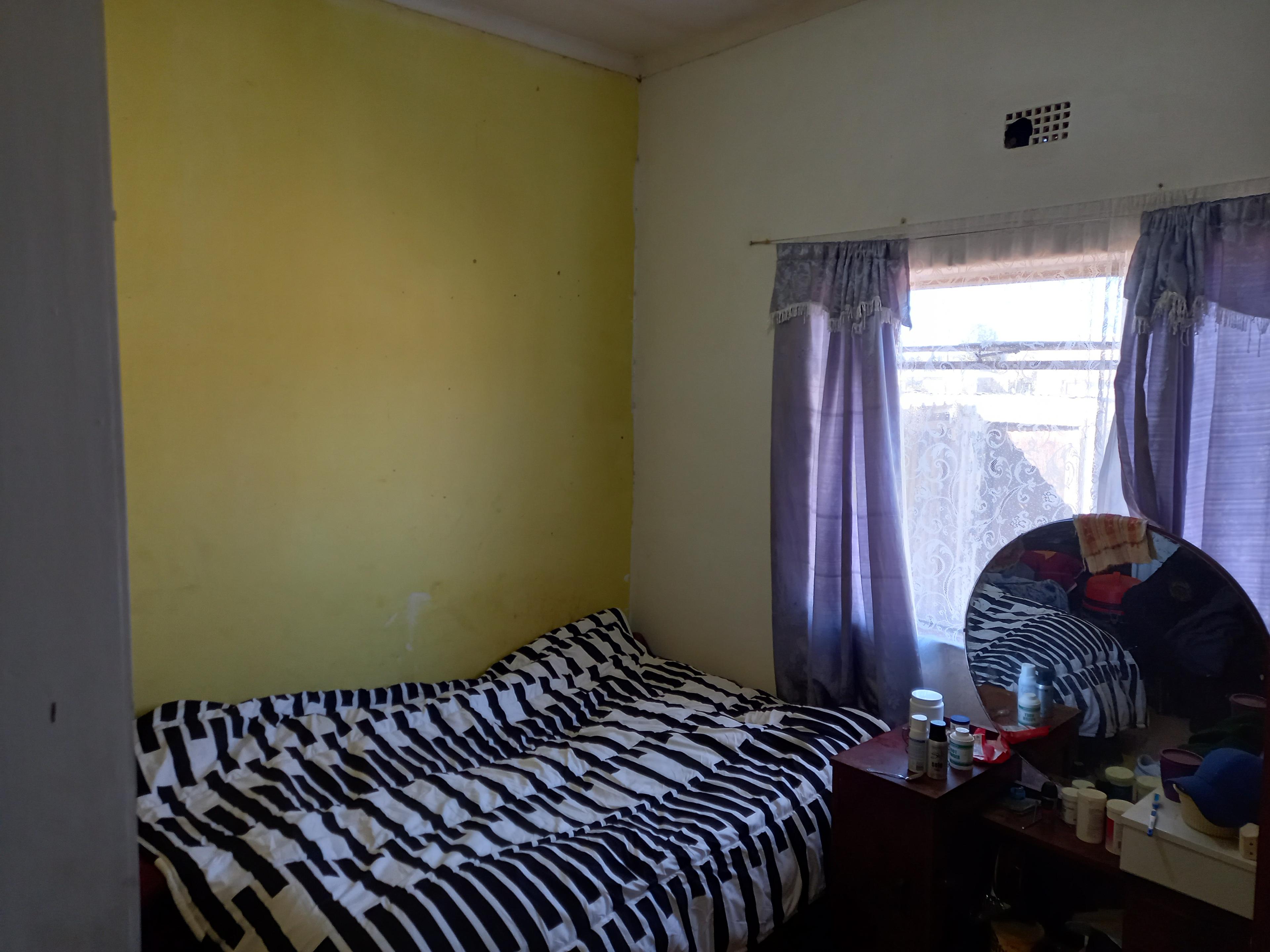 Image 5 of 6