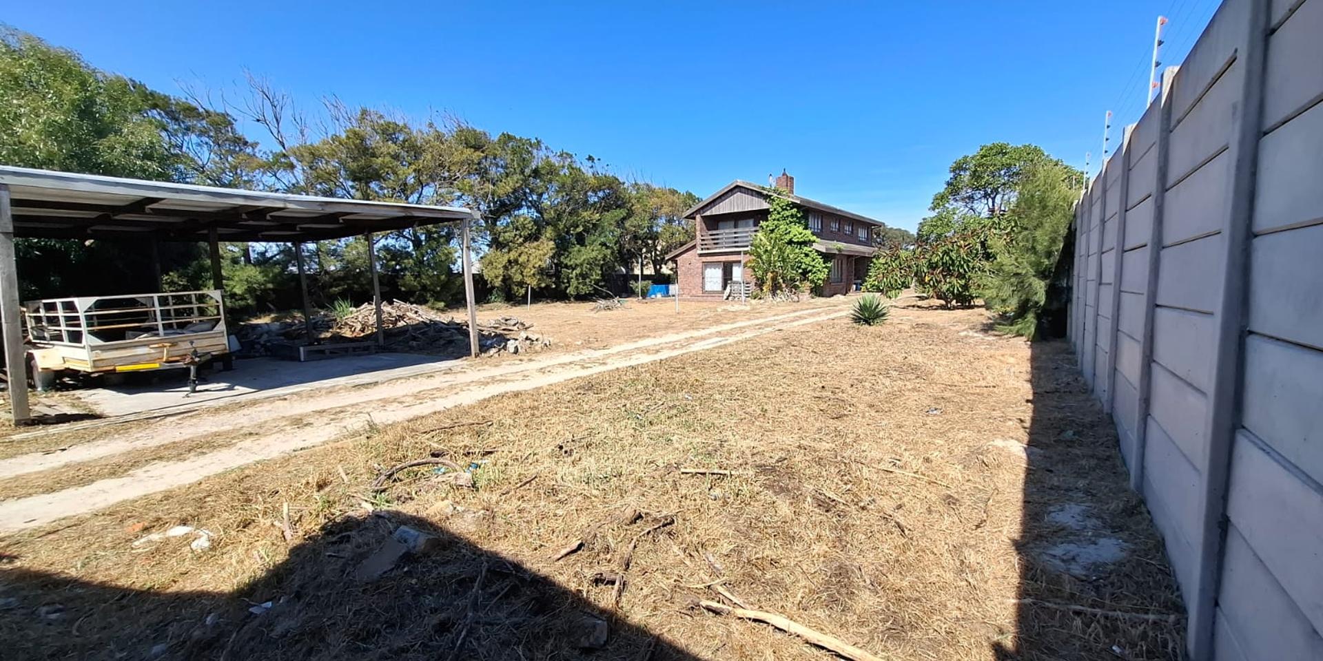 Image 4 of 6