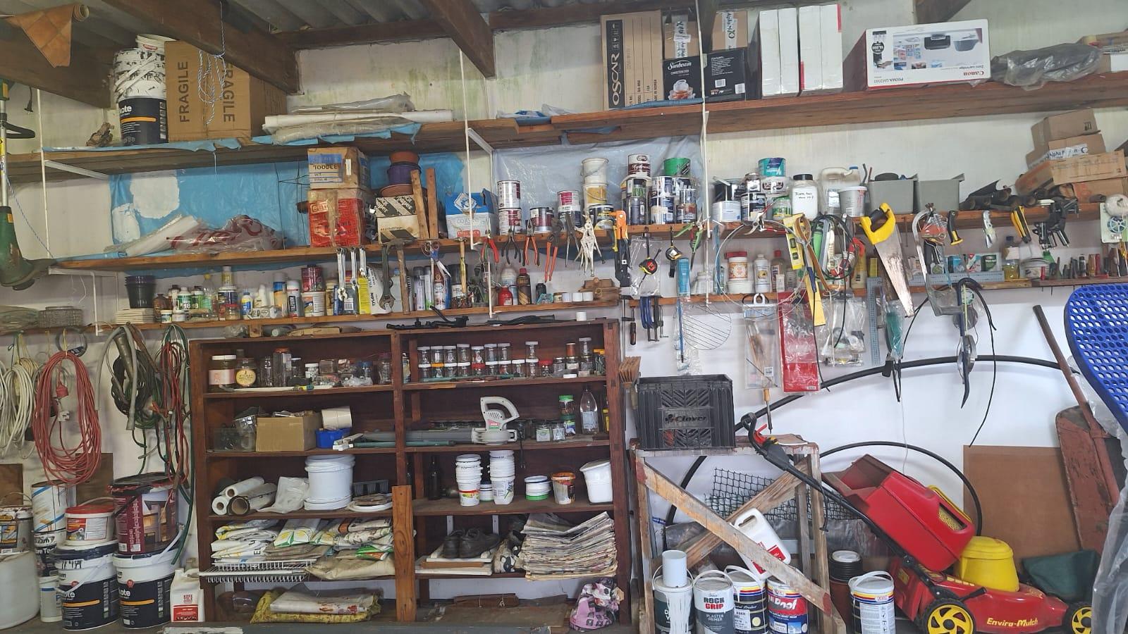 Image 3 of 6