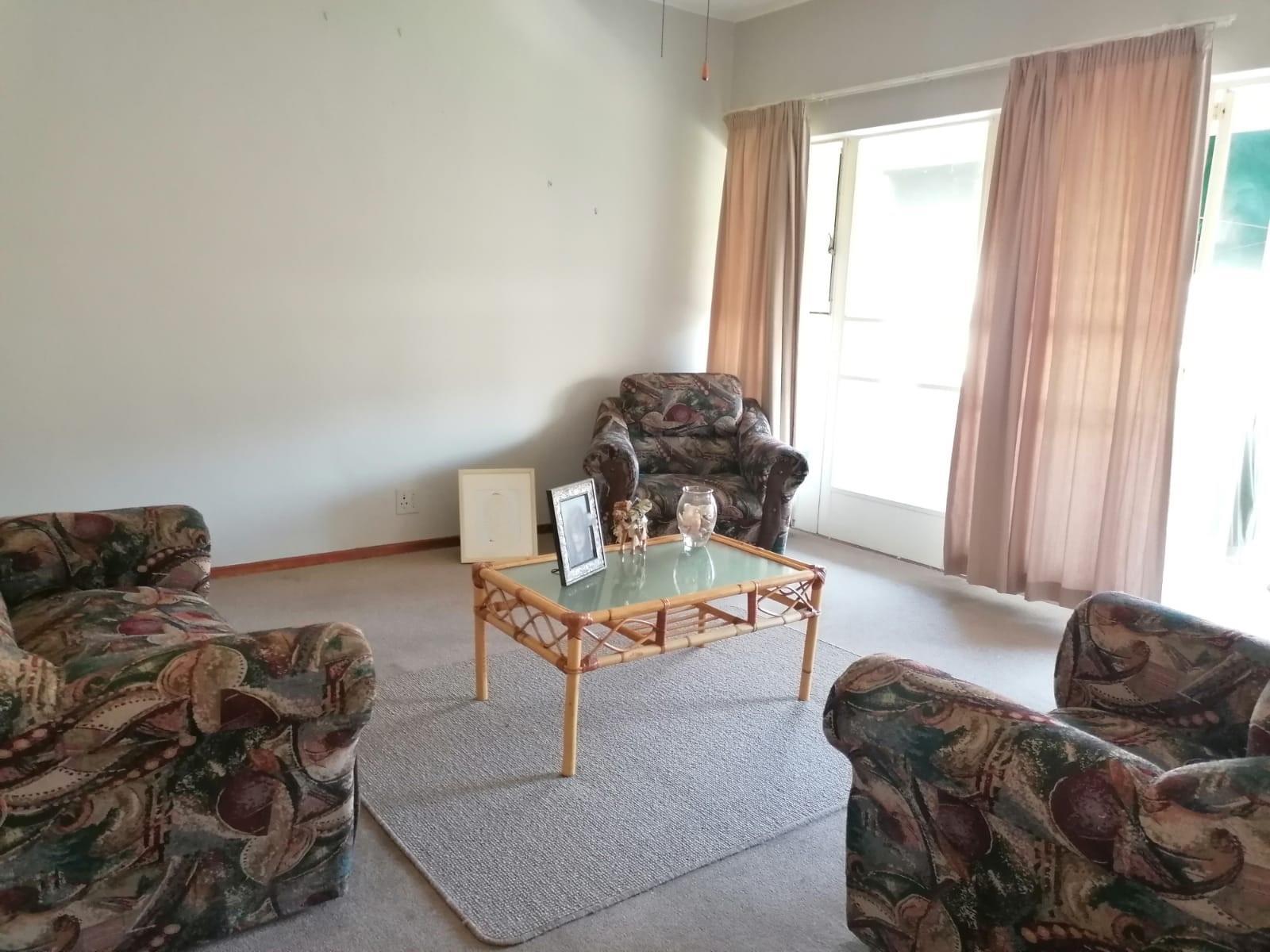Image 4 of 6