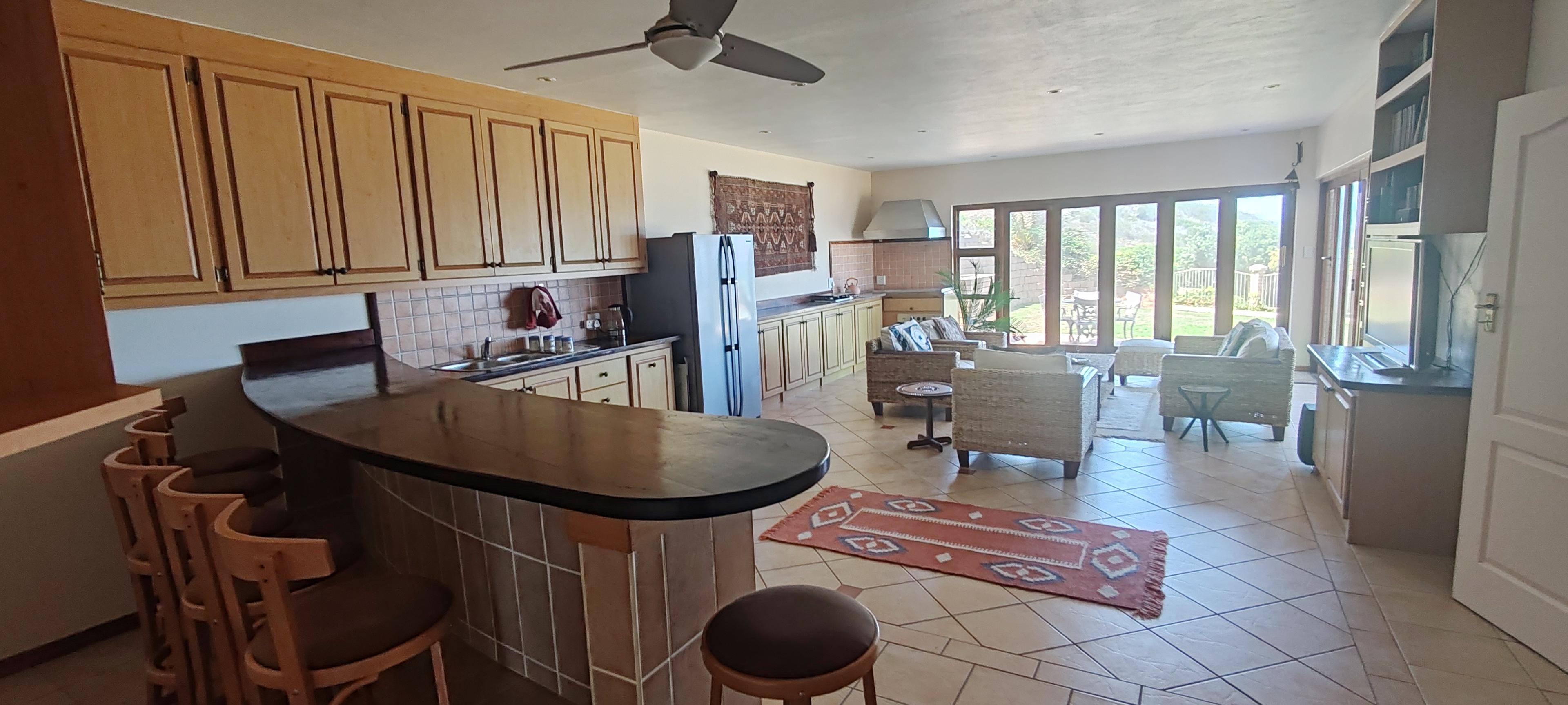 Image 4 of 6