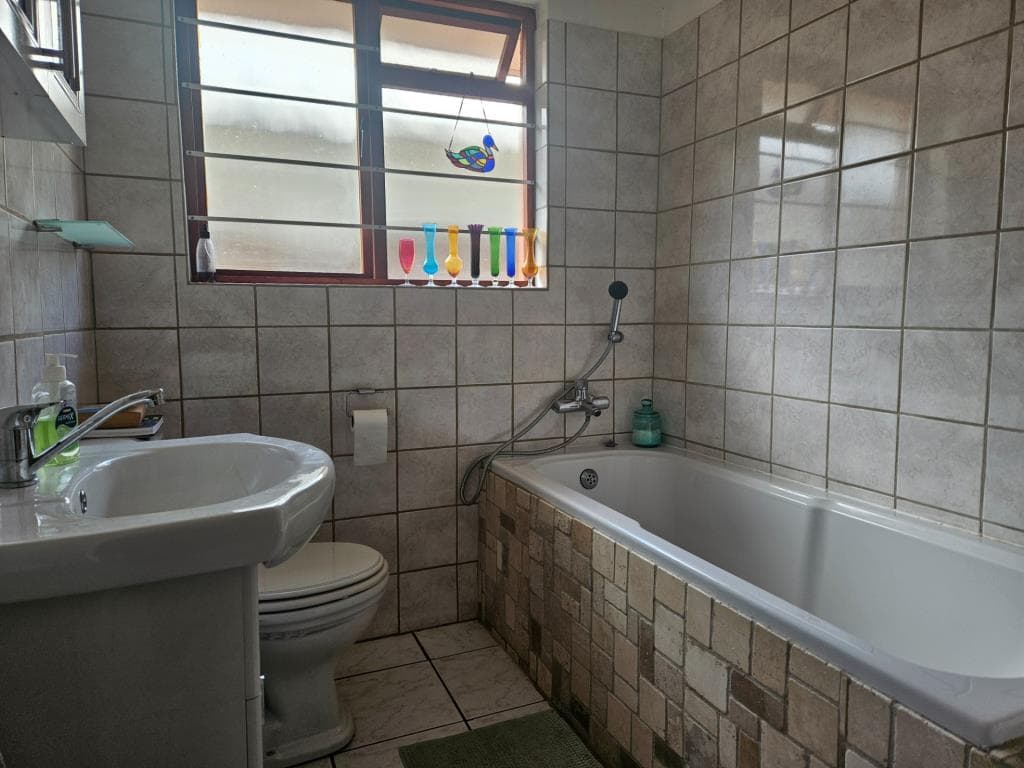 Image 10