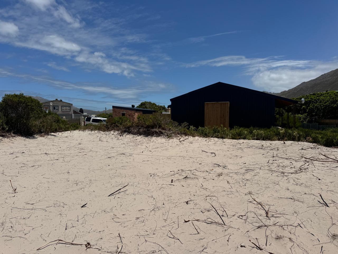 Image 2 of 6