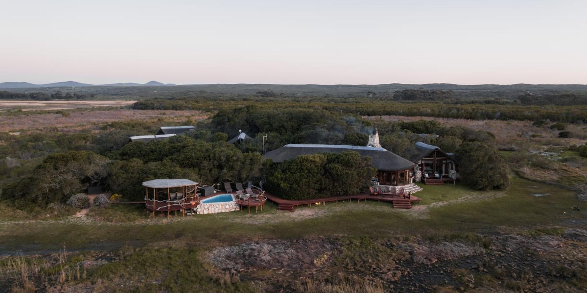 Image 4 of 6