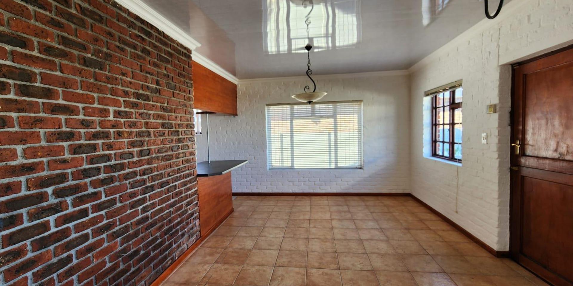 Image 5 of 6