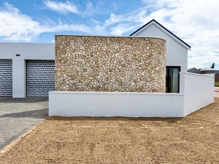 Main property image