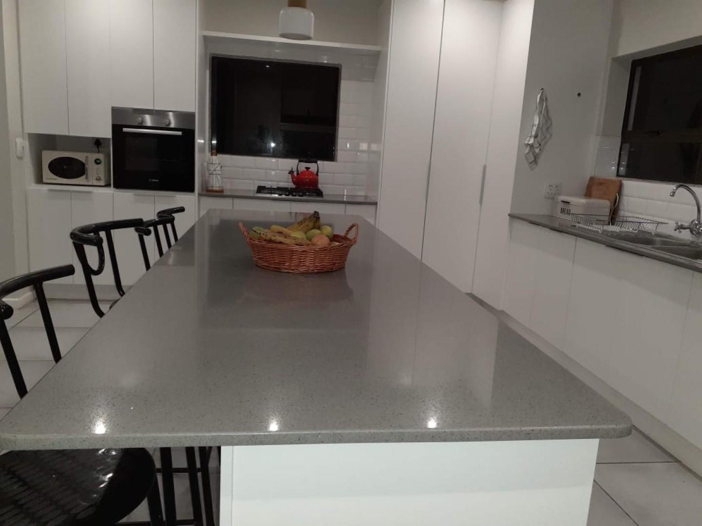 Image 5 of 6