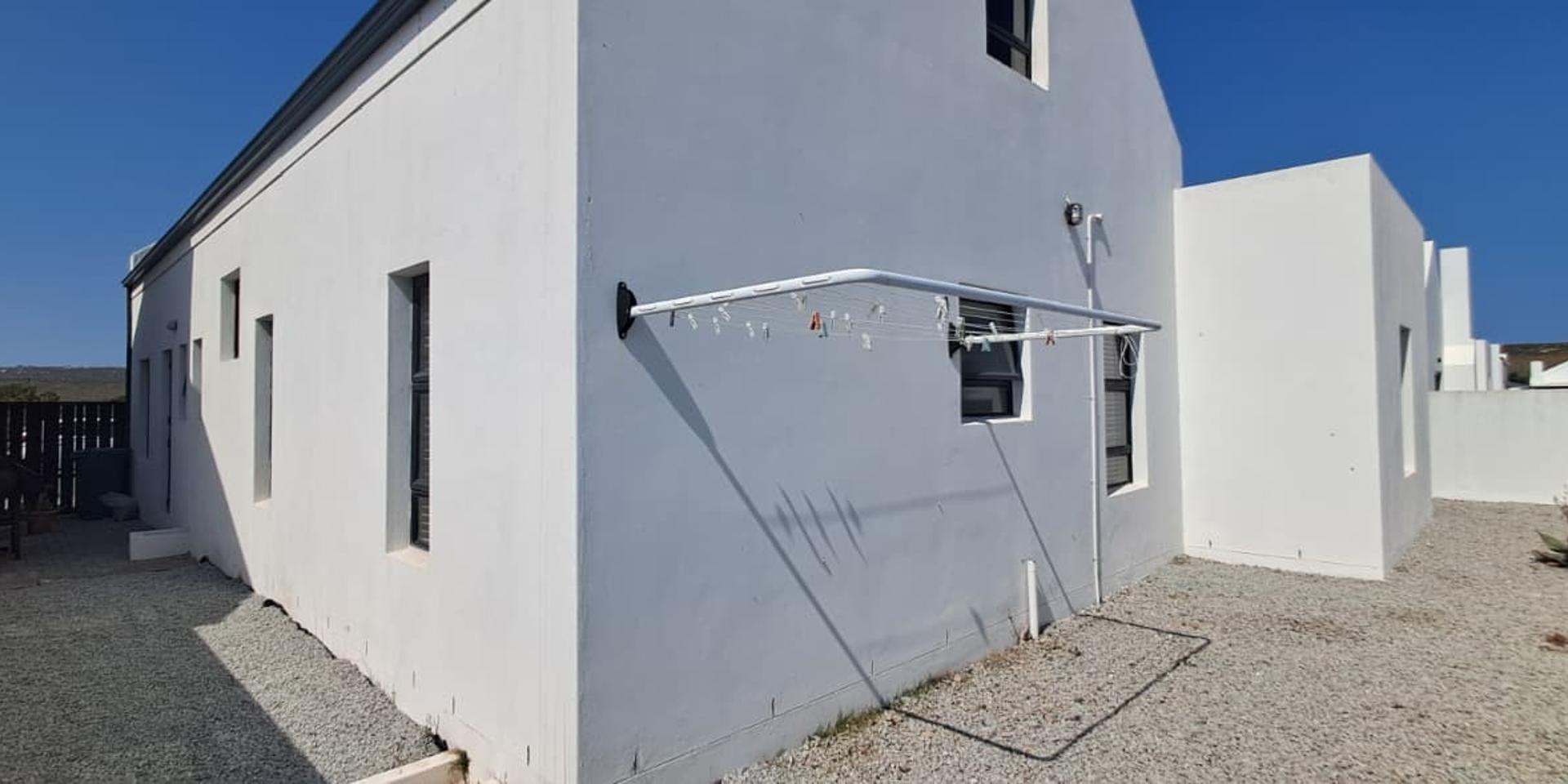 Image 2 of 6