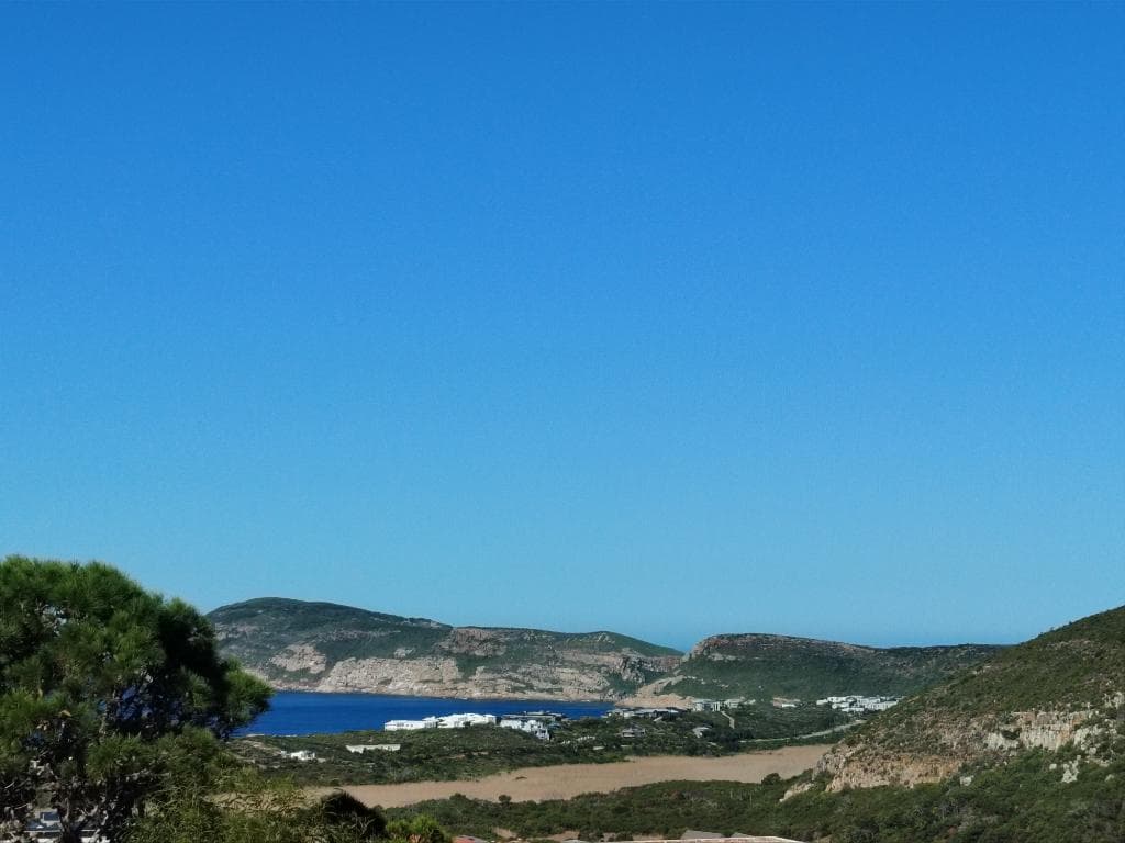 Image 2 of 6