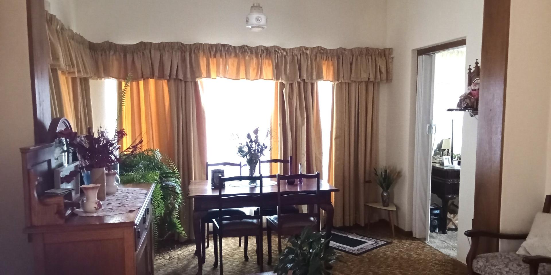 Image 2 of 6