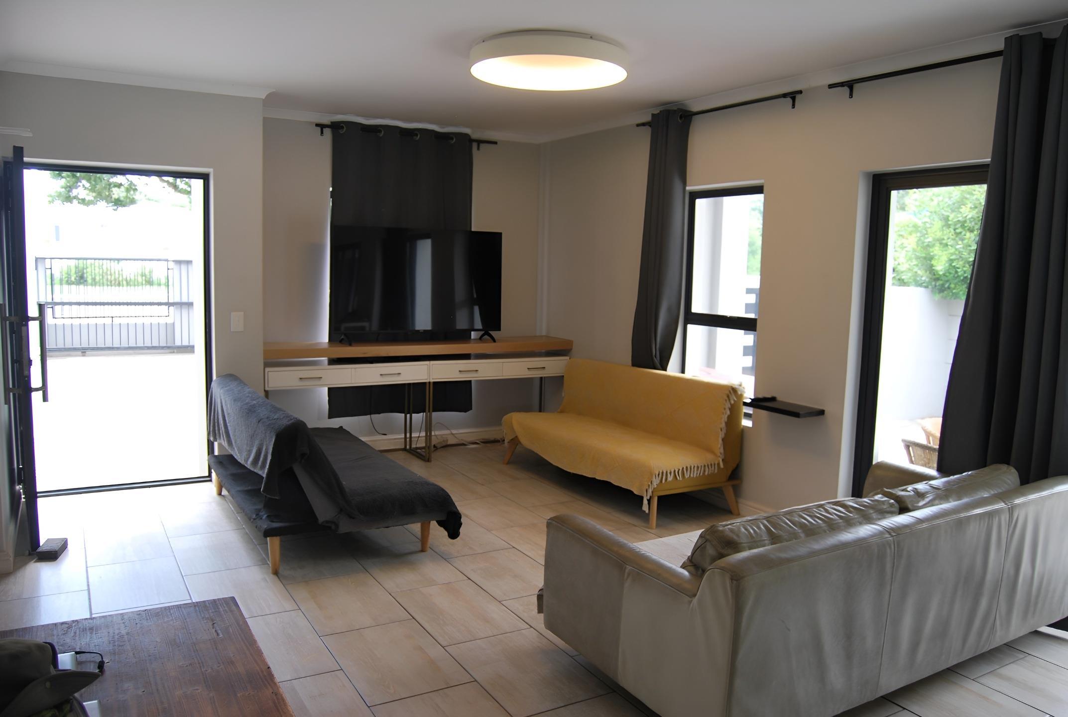 Image 5 of 6