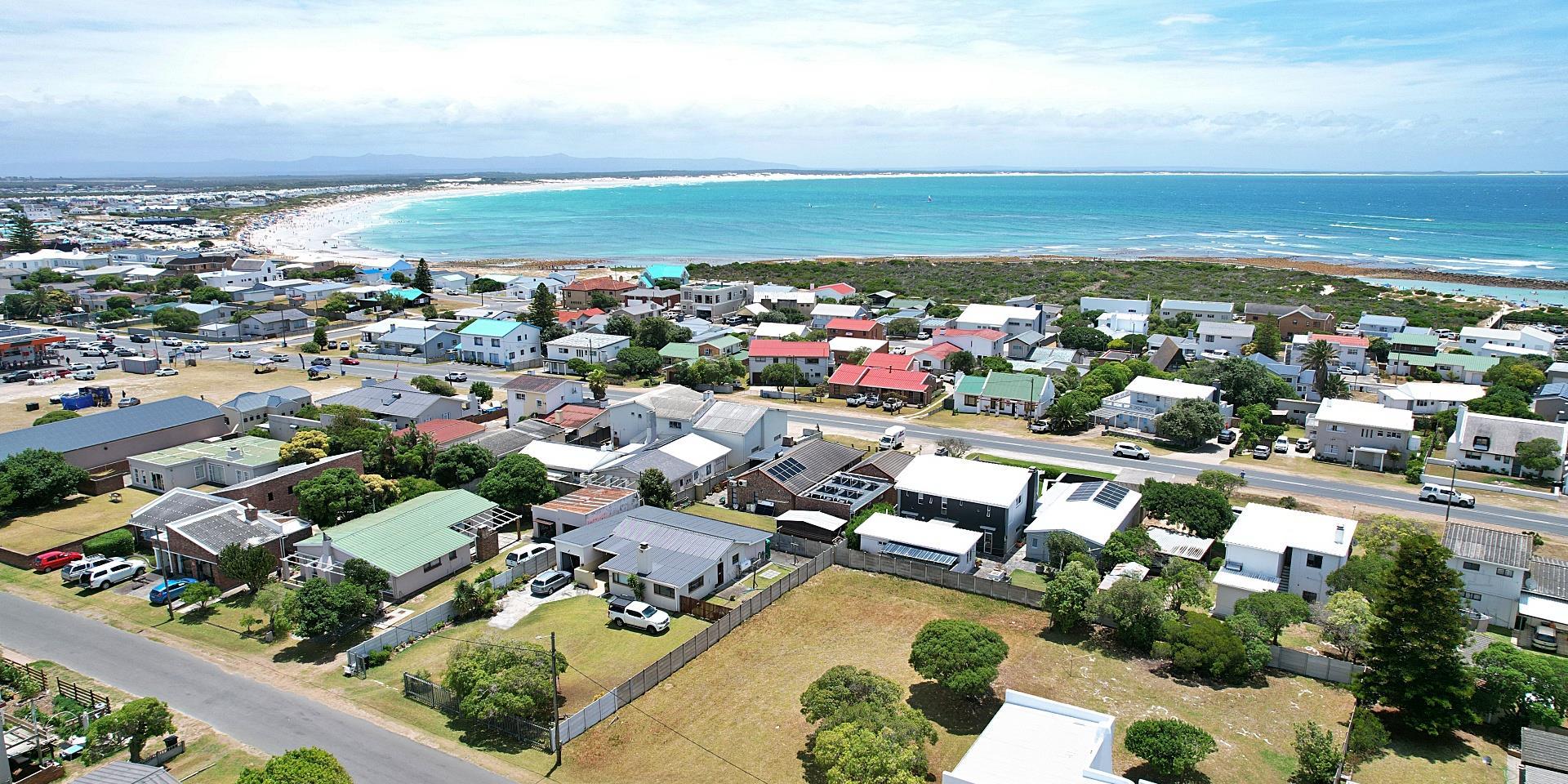 Image 3 of 6