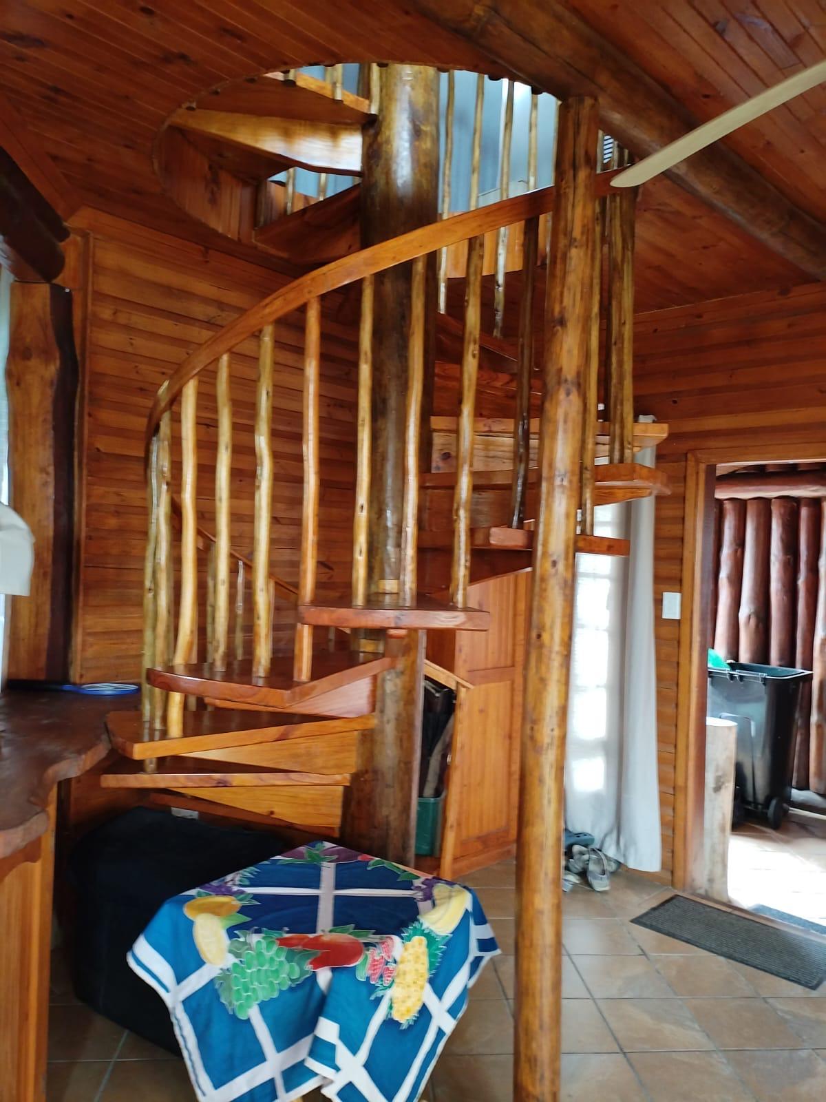 Image 4 of 6
