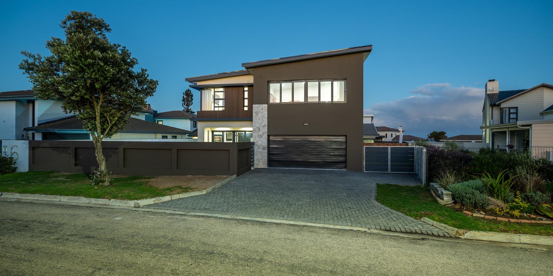 Image 1 of 6