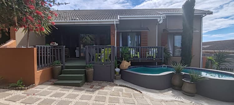 Main property image