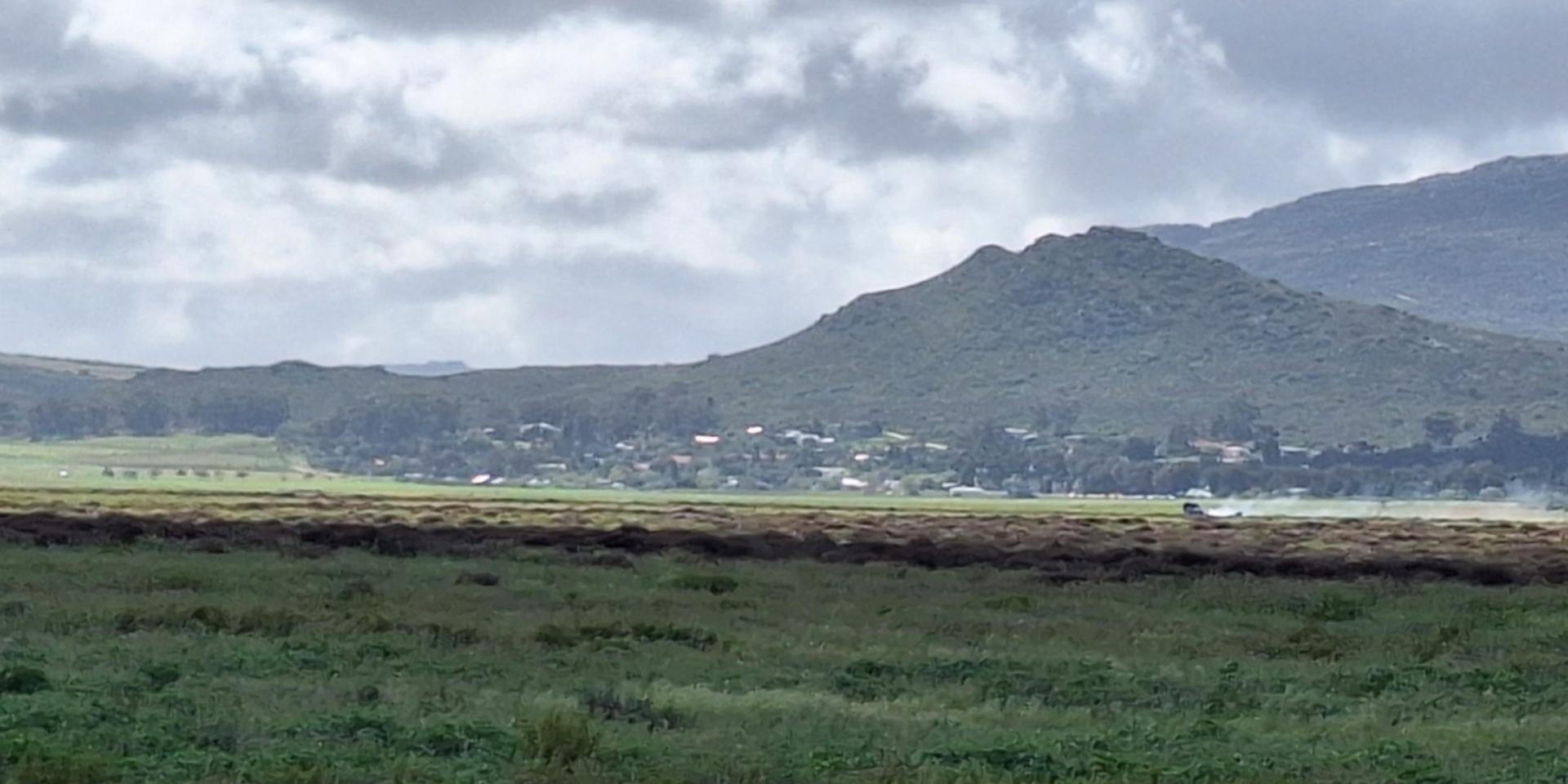 Image 3 of 6