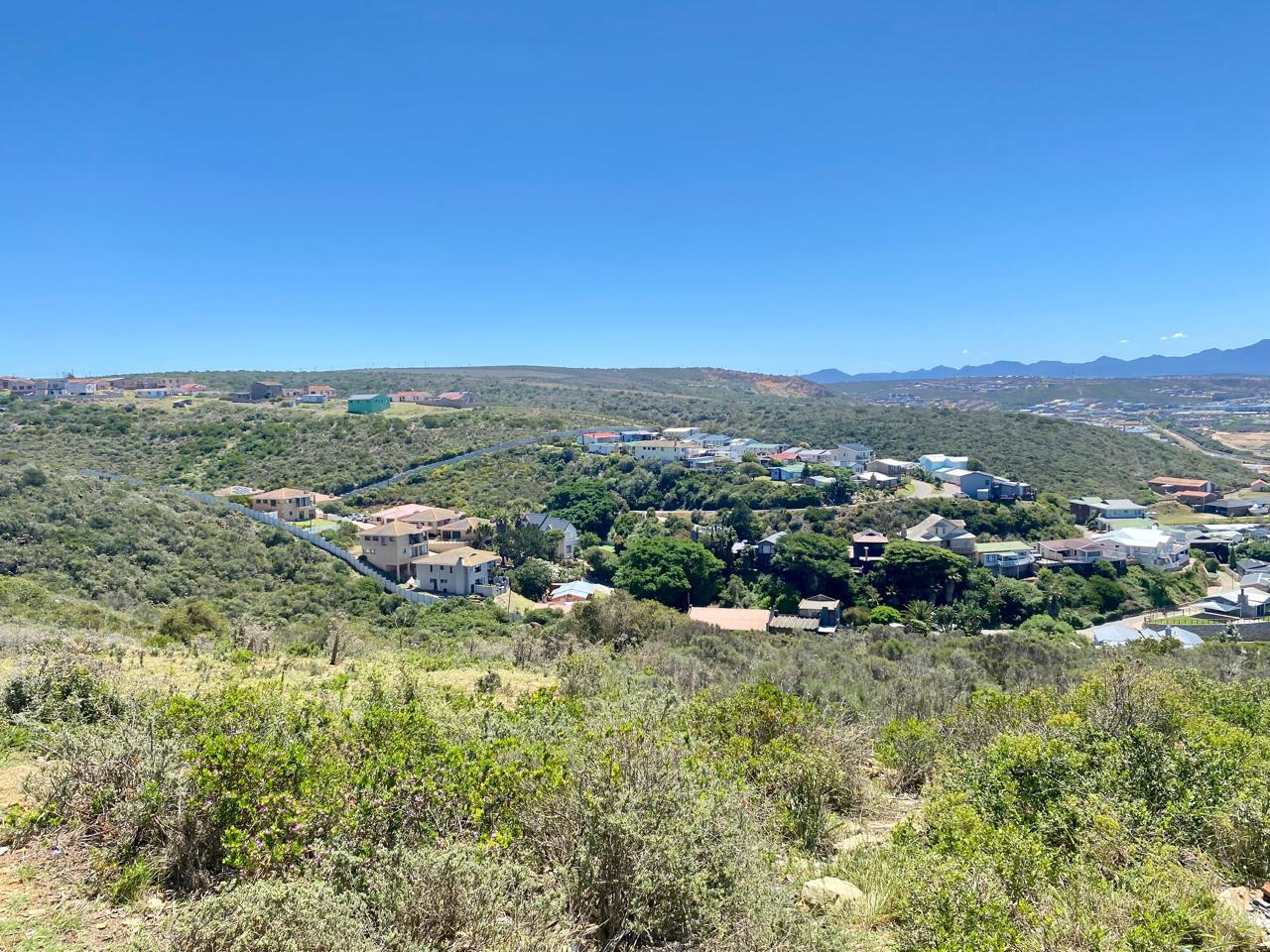 Image 2 of 6