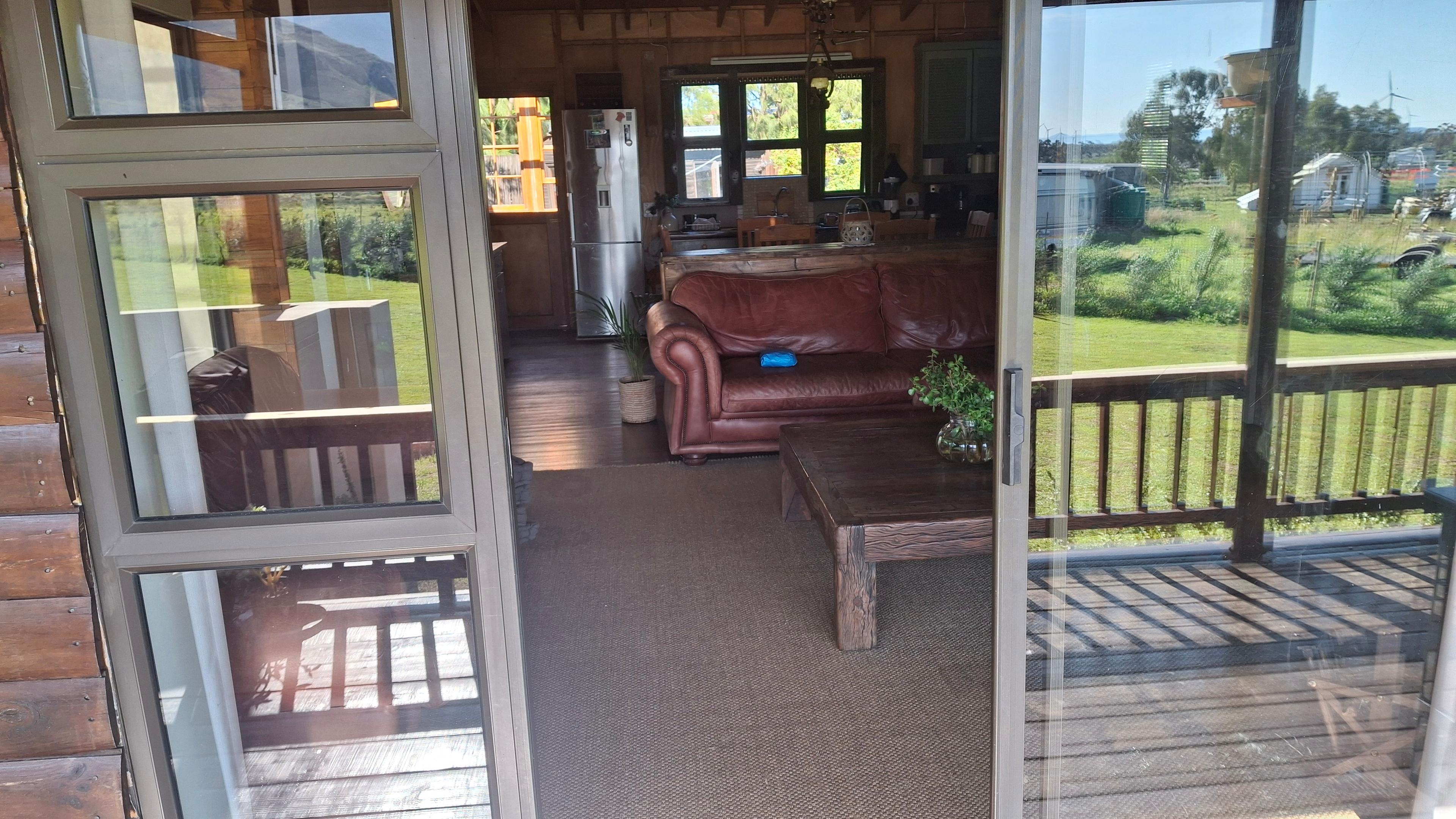 Image 3 of 6