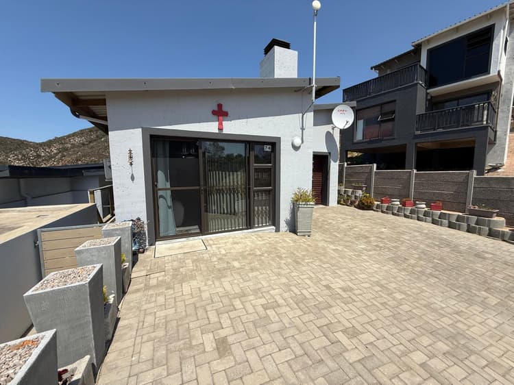 Main property image