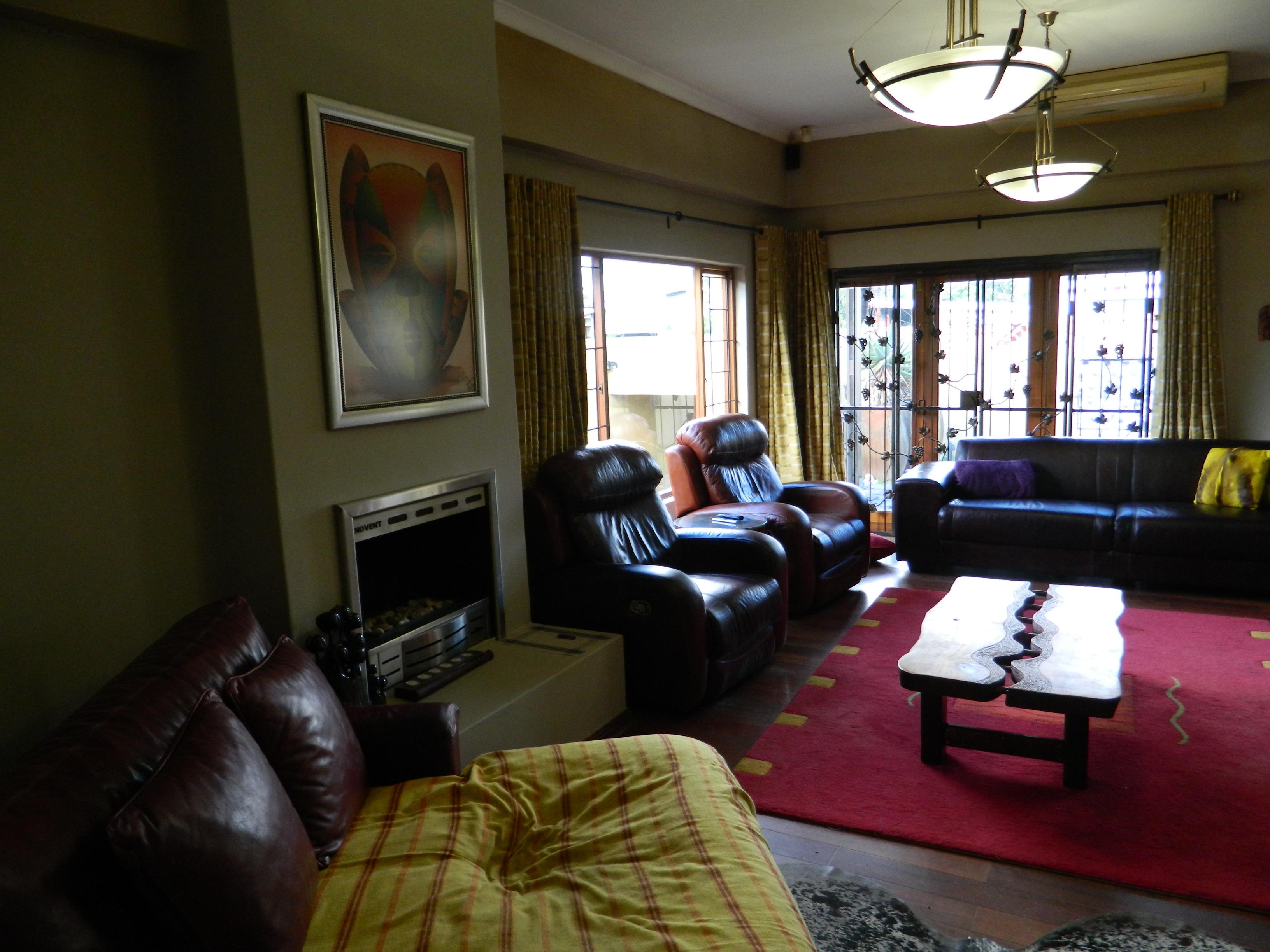 Image 4 of 6