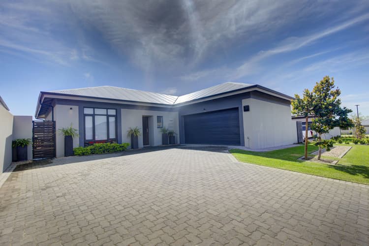 Main property image