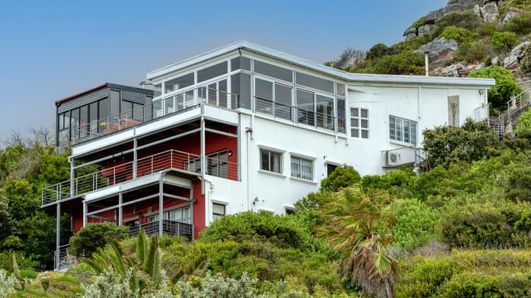 Main property image