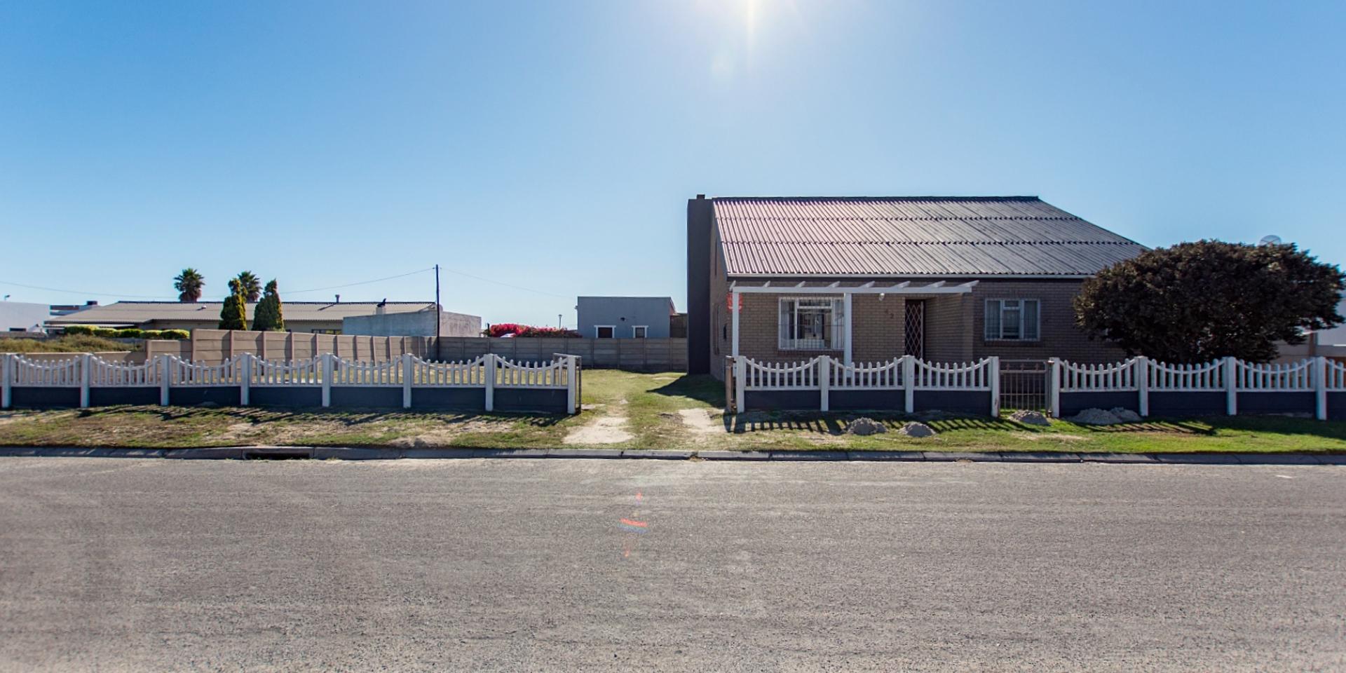 Image 4 of 6