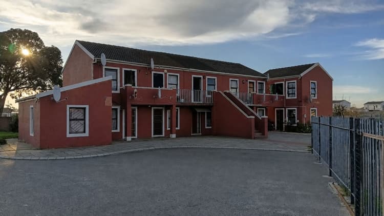 Main property image