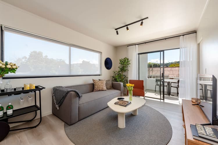 Main property image