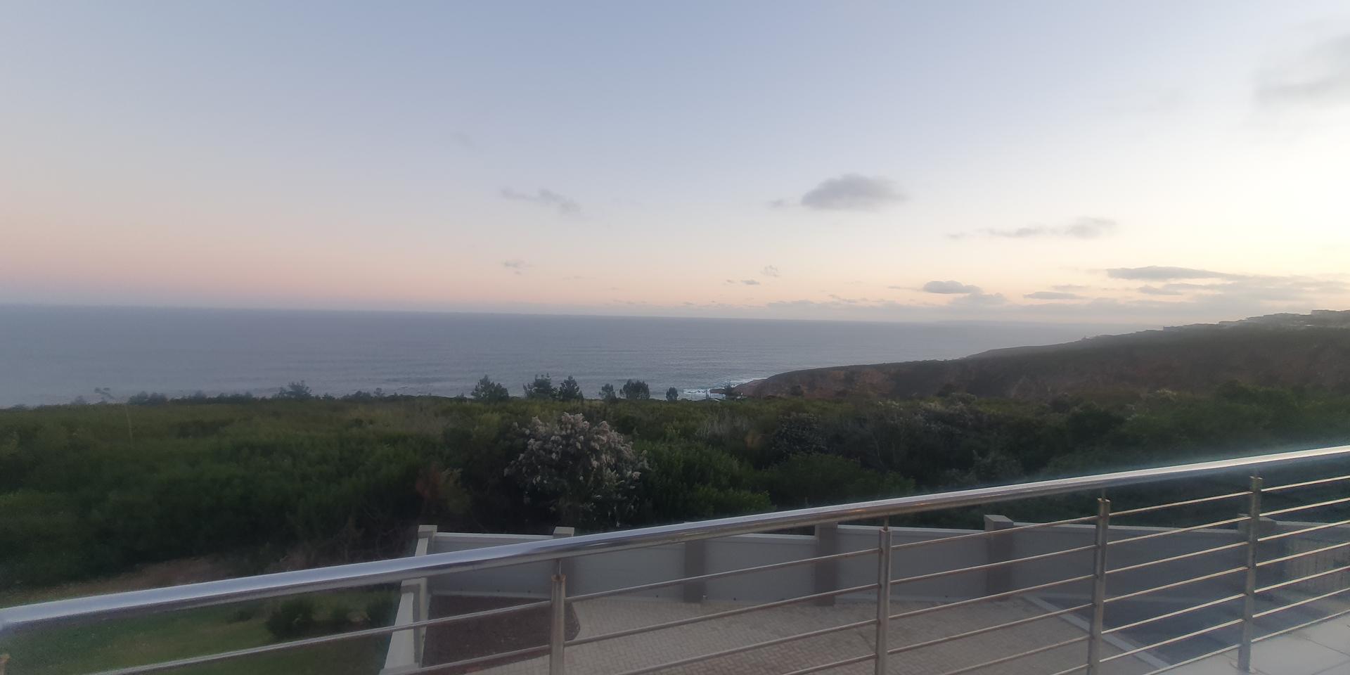 Image 3 of 6