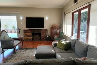 Image 4 of 6