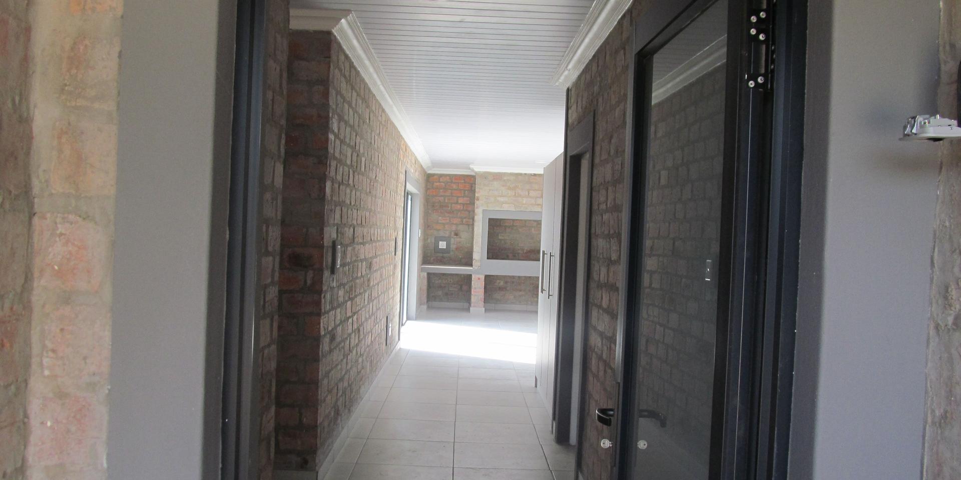 Image 3 of 6