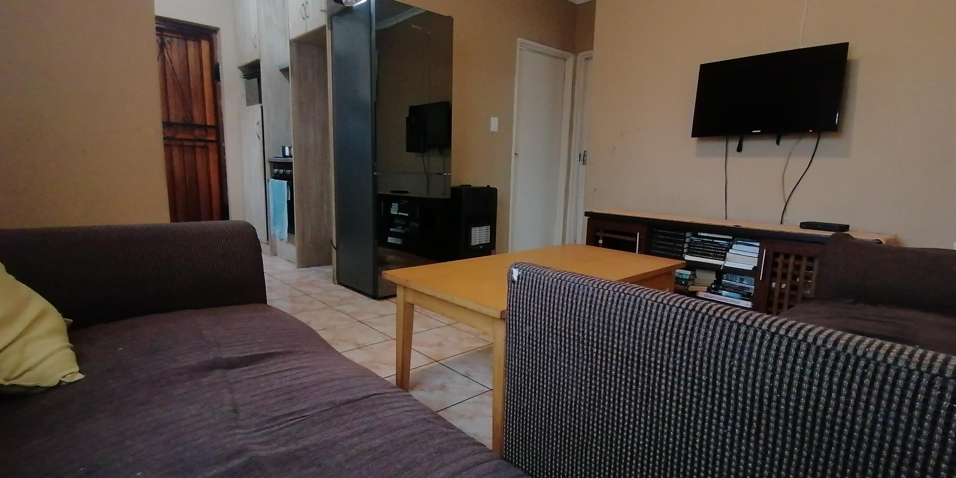 Image 5 of 6