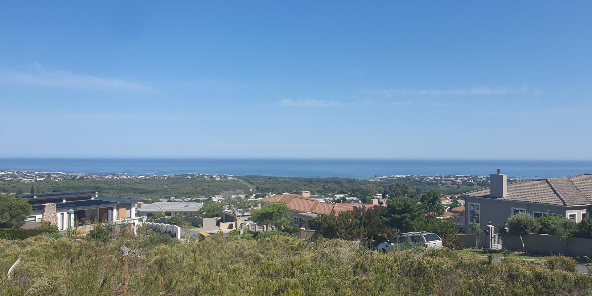 Image 2 of 6