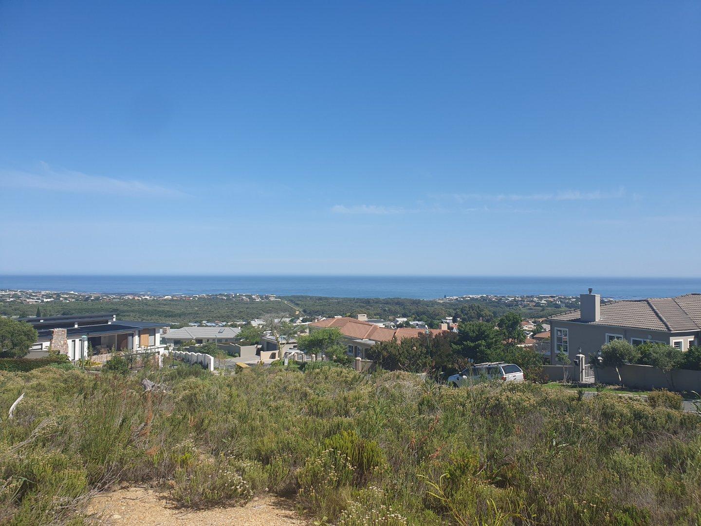 Image 2 of 6