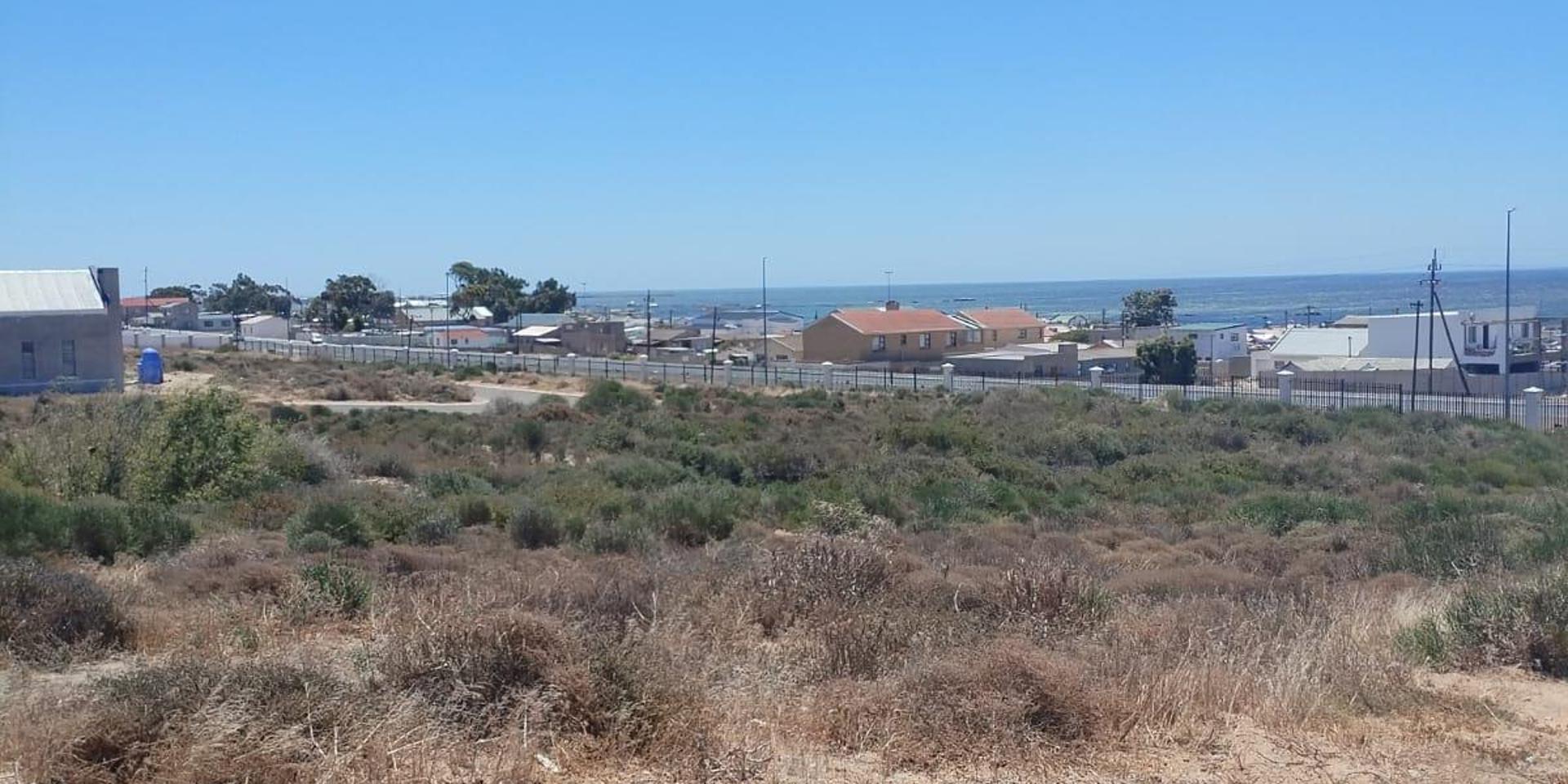 Image 2 of 6