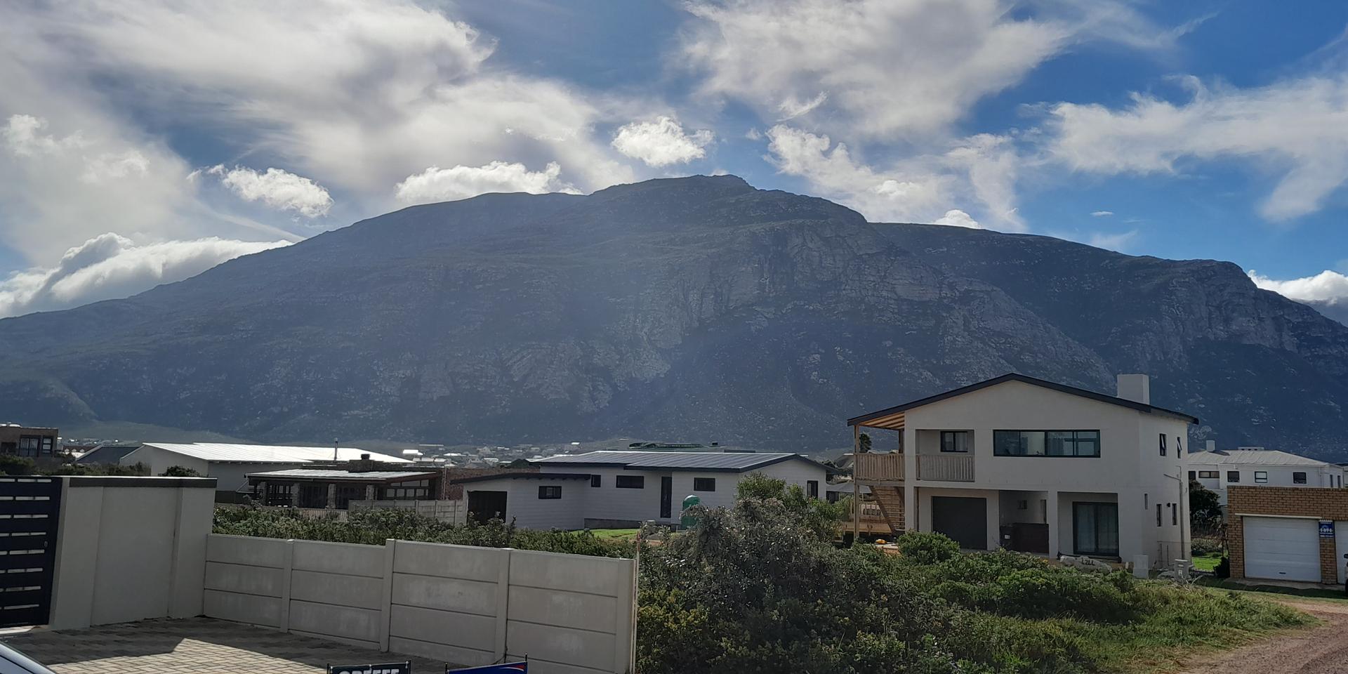 Image 5 of 6
