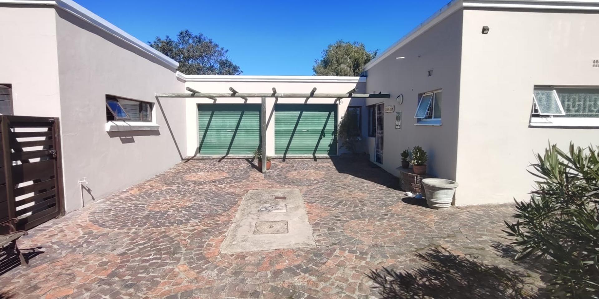 Image 2 of 6