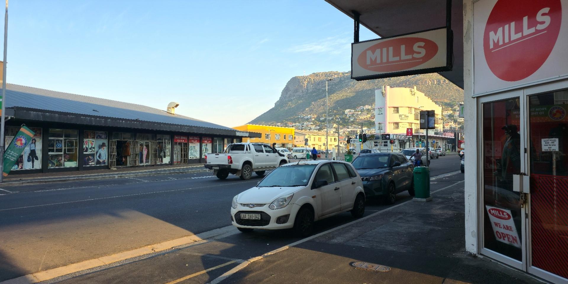Image 2 of 6