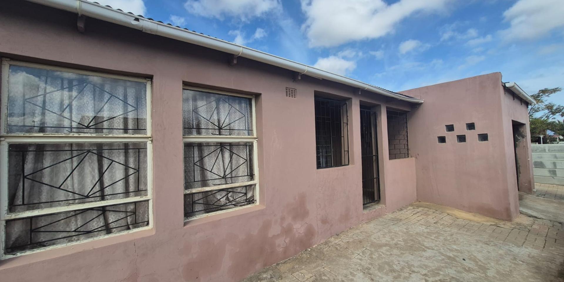 Image 2 of 6