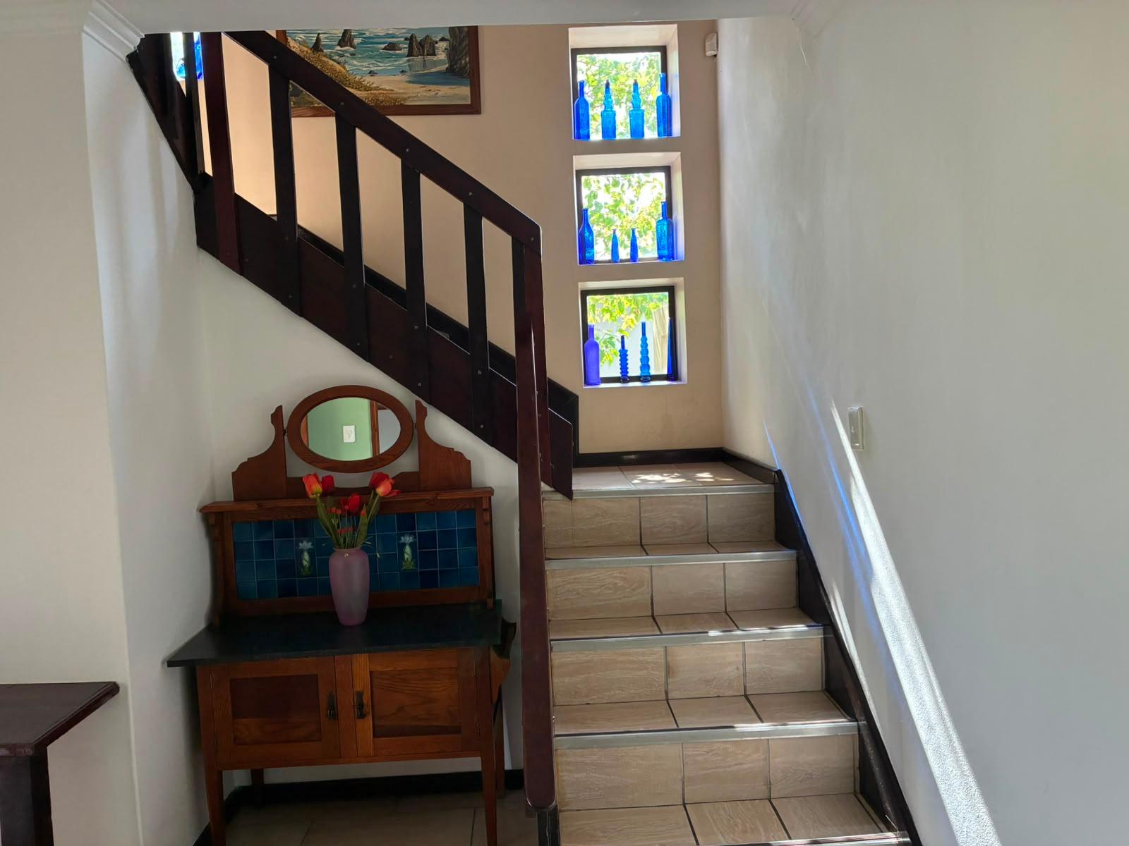 Image 2 of 6