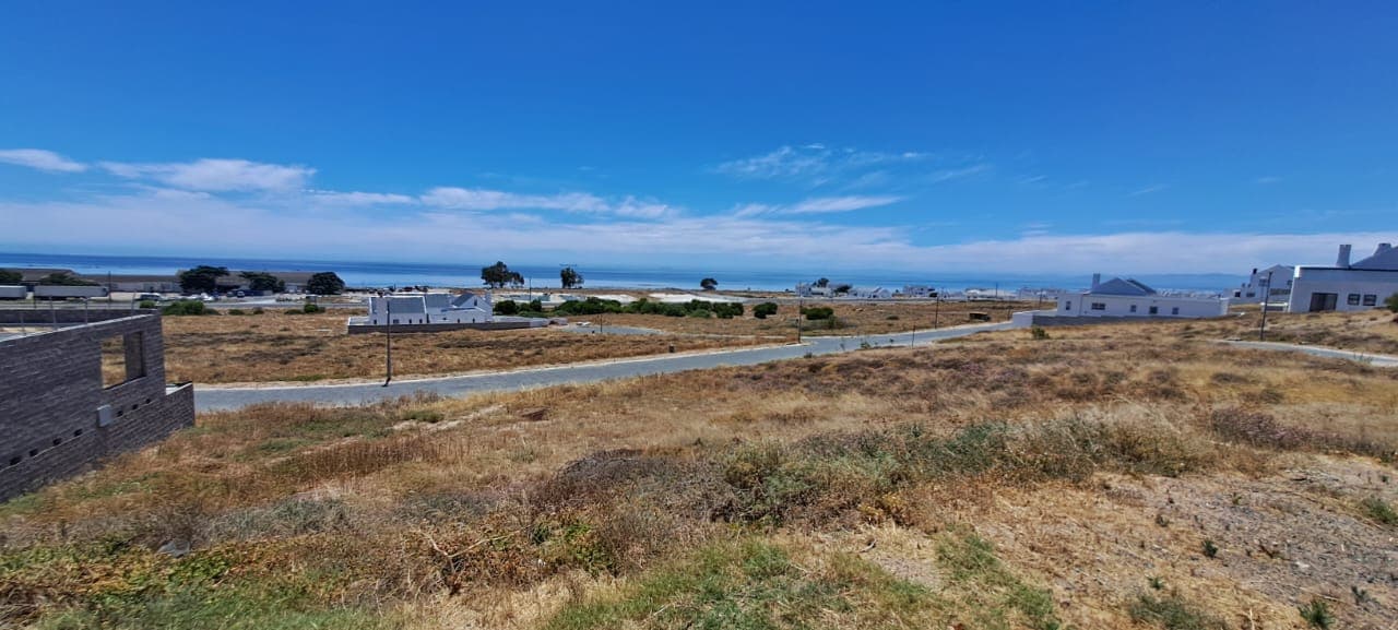 Image 4 of 6