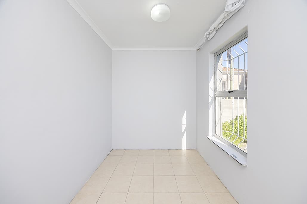 Image 5 of 6