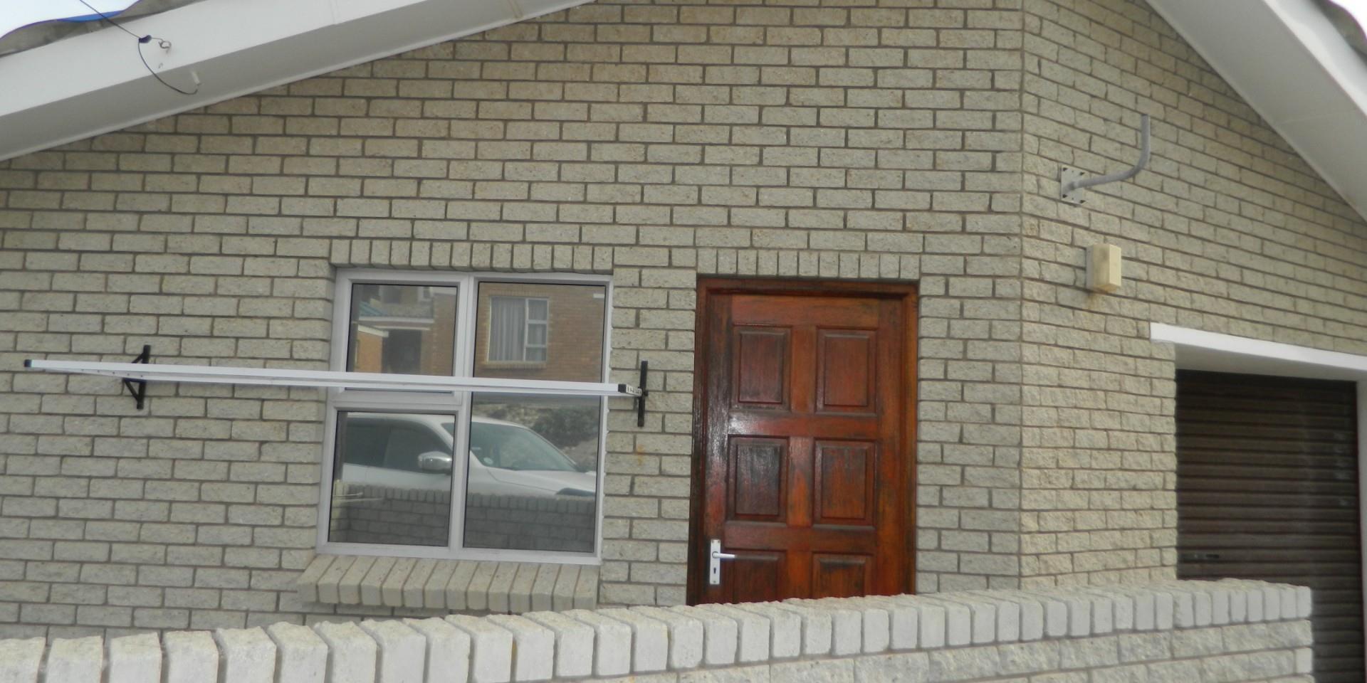 Image 2 of 6